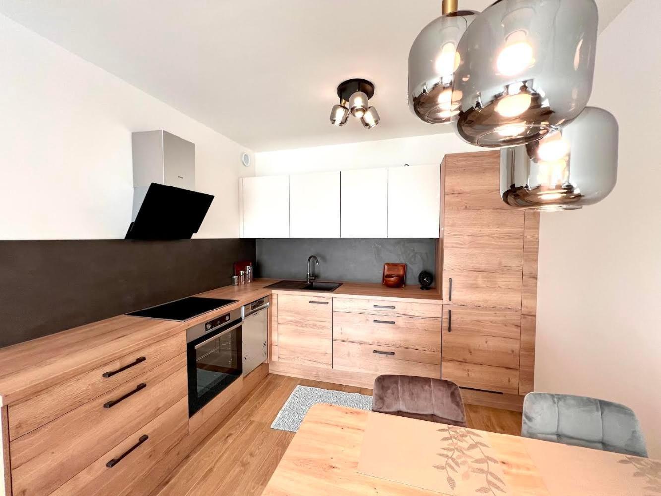 Ar Albelli House Apartment Кошице Екстериор снимка